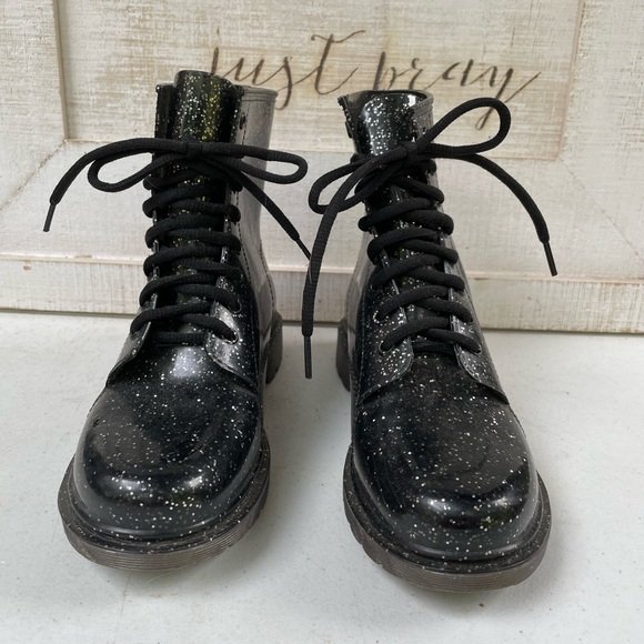 Black Glitter Boots - Picture 2 of 8